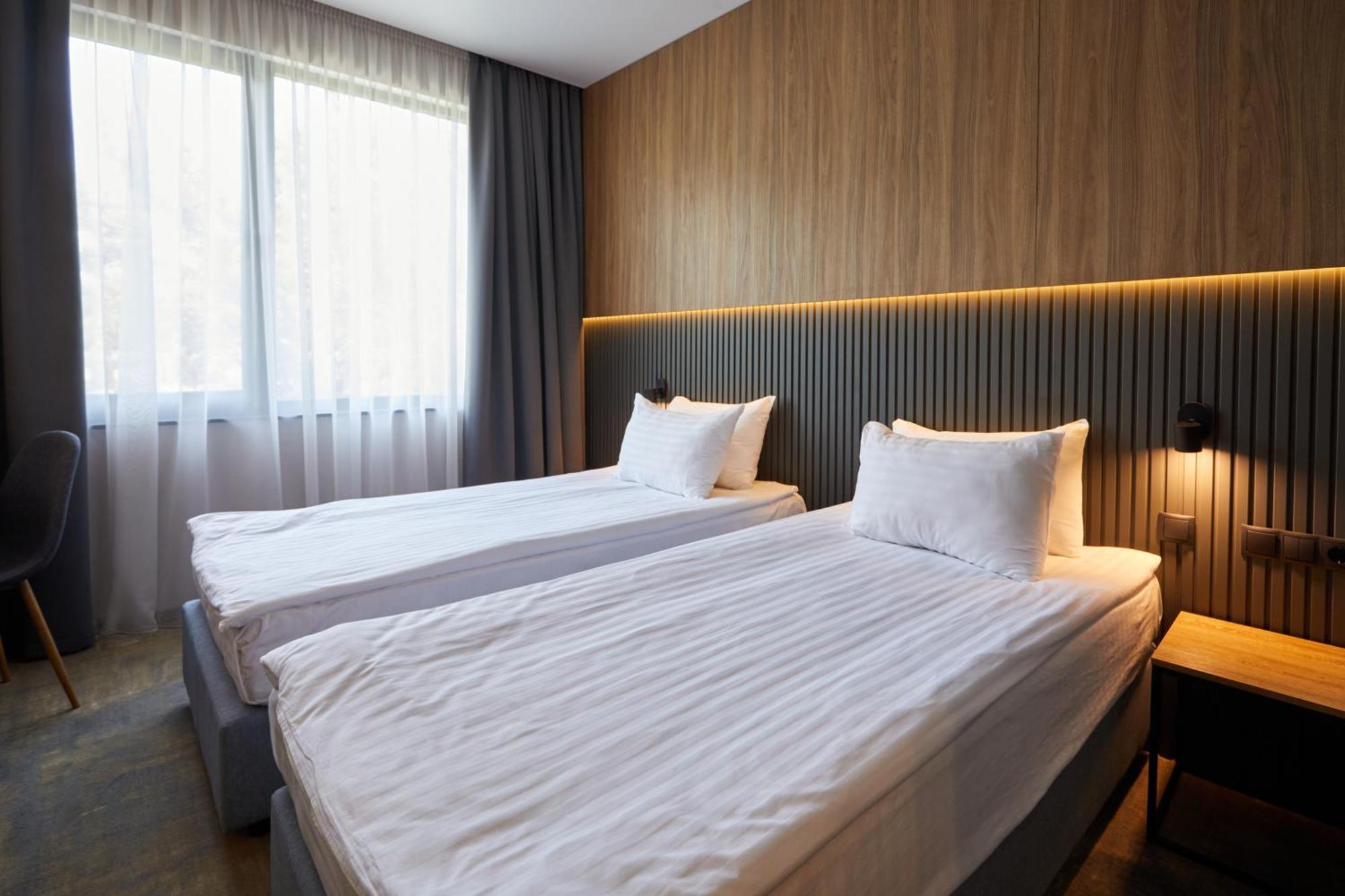 Hotel Fregat Kyiv Exterior photo