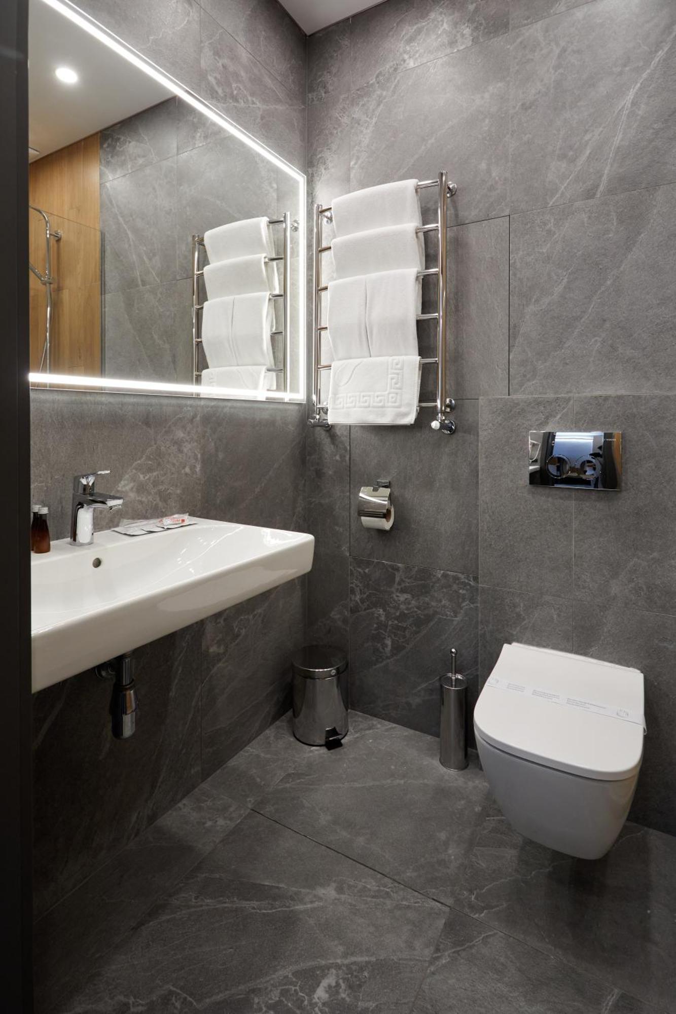 Hotel Fregat Kyiv Exterior photo